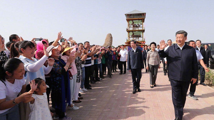 习近平在银川考察调研