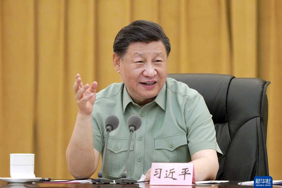 习近平八一前夕视察西部战区空军